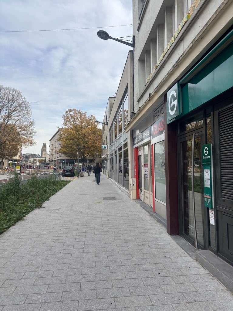 A louer local commercial Rouen Cité administrative