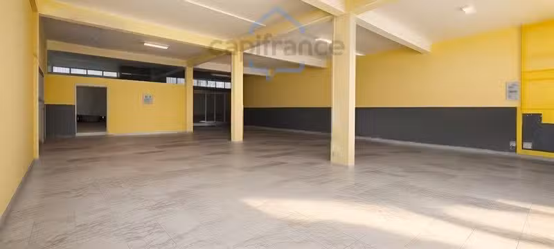 Immeuble 330m² hyper centre Saint-Benoît  
