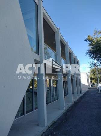 À louer bureaux R+1 à Perpignan Tecnosud2