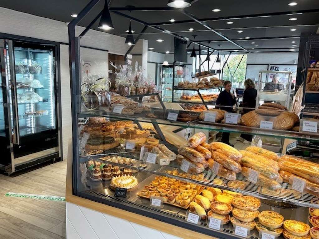 Boulangerie-pâtisserie à vendre, parking, Bourges