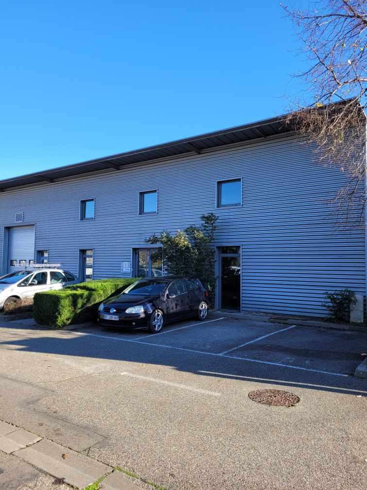 A louer local d'activité 364m² à Lyon 7e