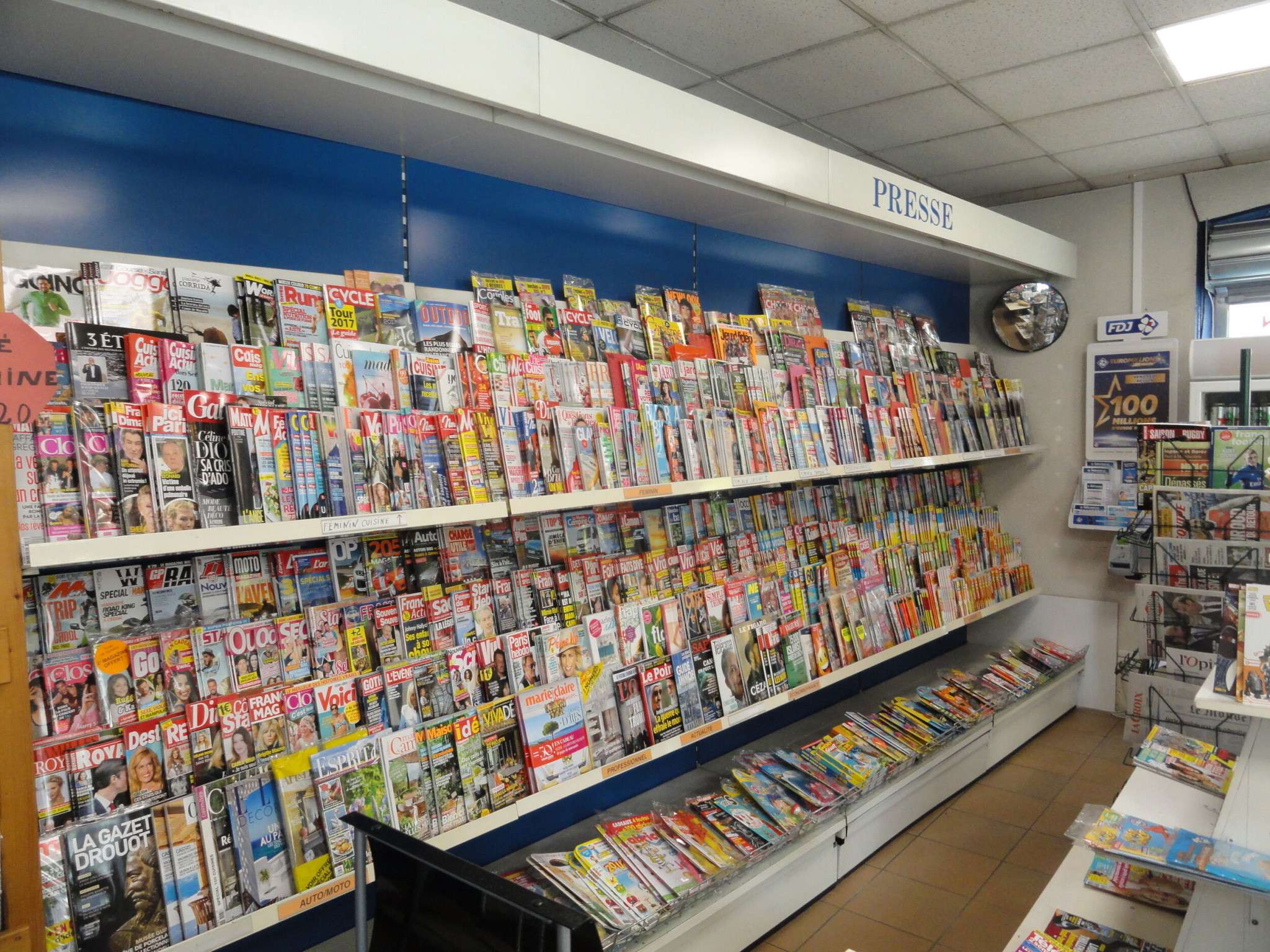 AV FDC tabac presse loto et habitation Carcassonne