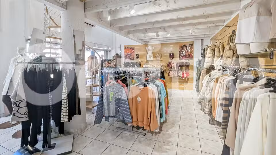 Vente boutique prêt à porter femme à Valras-Plage