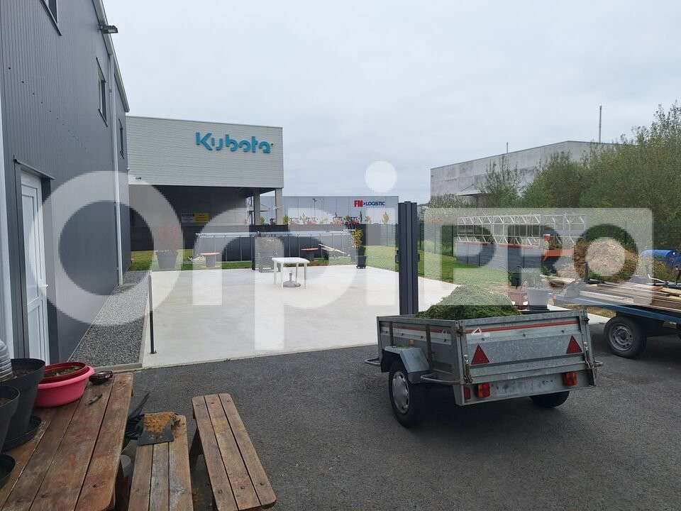 Local d'activité 750m² à vendre à Crépy-en-Valois