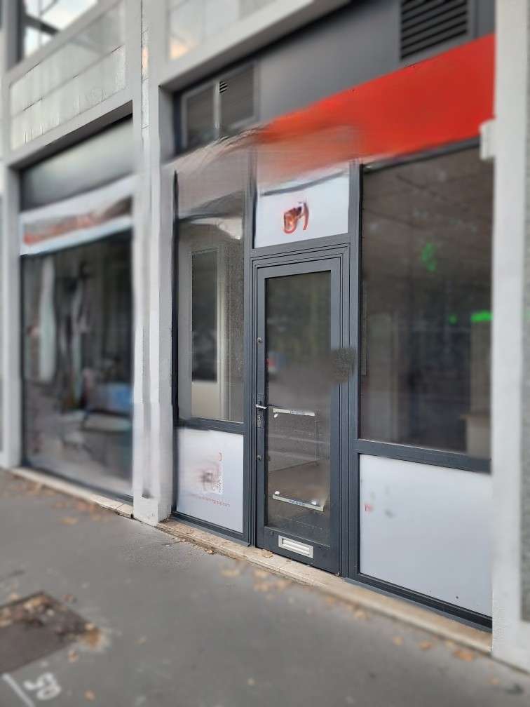 A louer bureaux commerciaux 90m² à Lyon 6e Halles