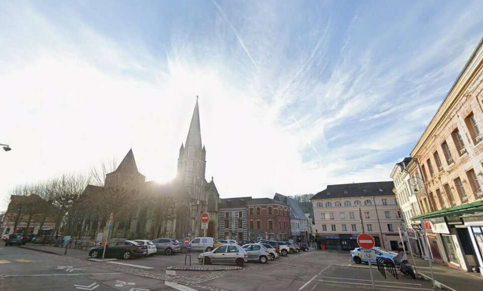 Vente local commercial rénové 45m² à Montivilliers