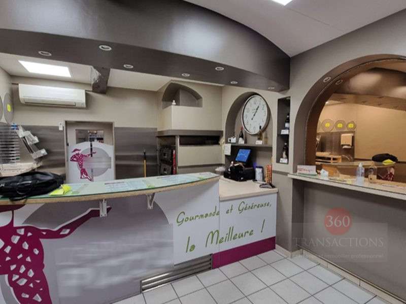 A vendre pizzeria à emporter sur empl n°1 à Bias