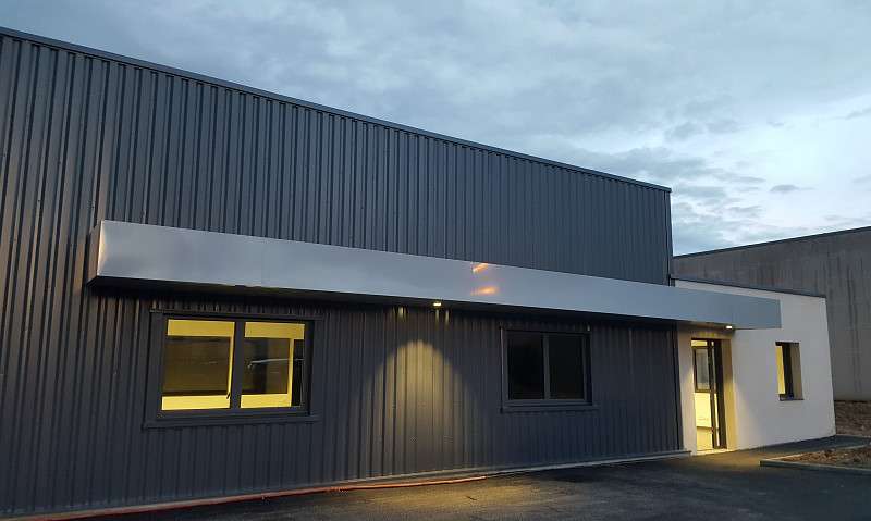 A louer bâtiment d'activités neuf 200m² à Quimper