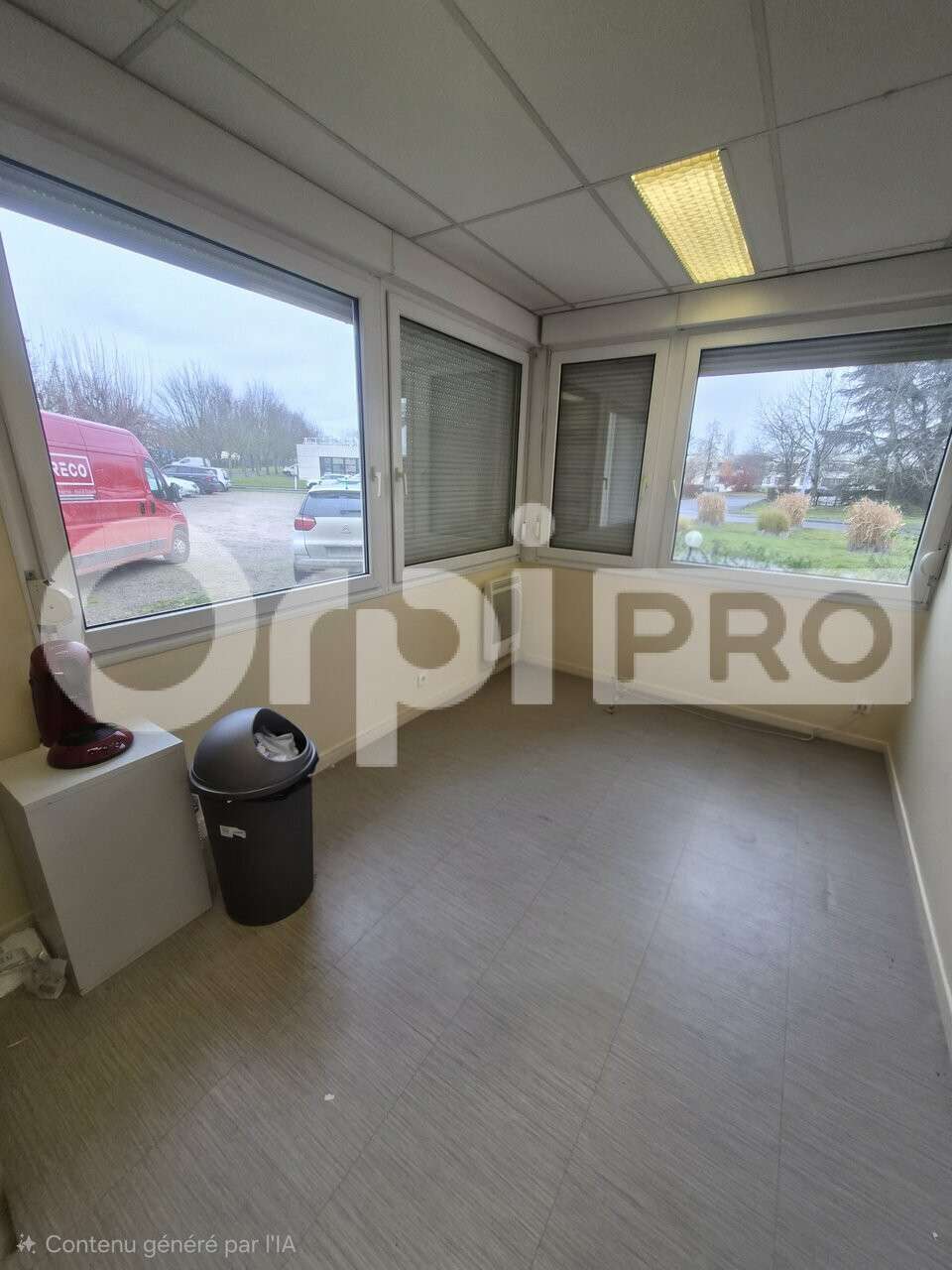 A louer bureau de 10m² avec parking à Reims Farman