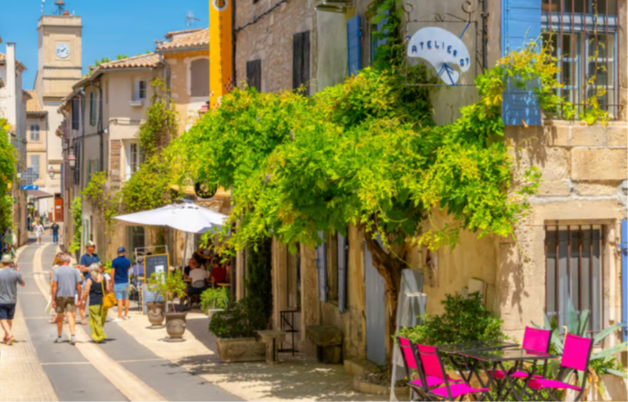 AV brasserie de charme prox Saint Remy de Provence