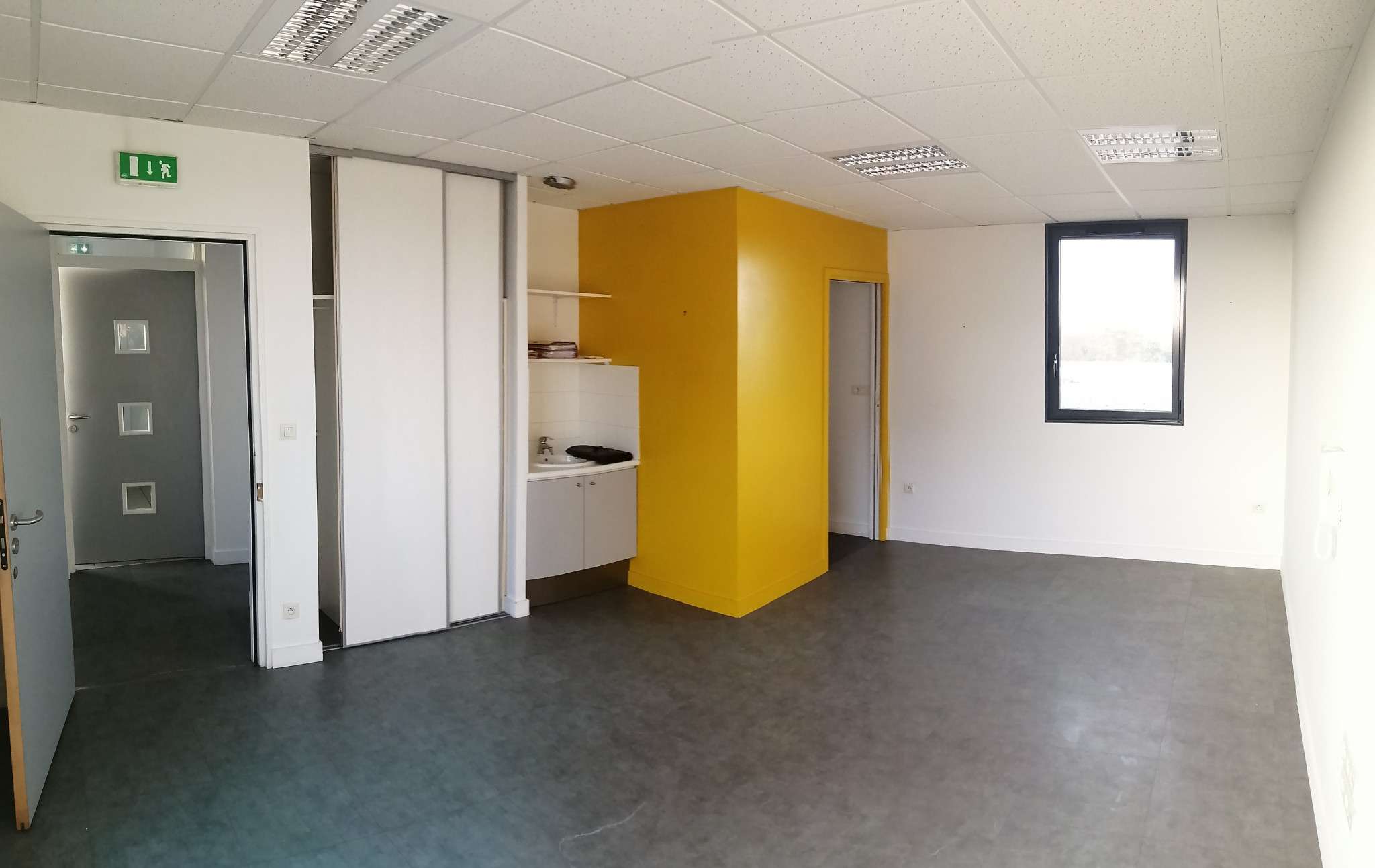 A louer bureau 36m² avec terrasse 20m² en Rooftop!