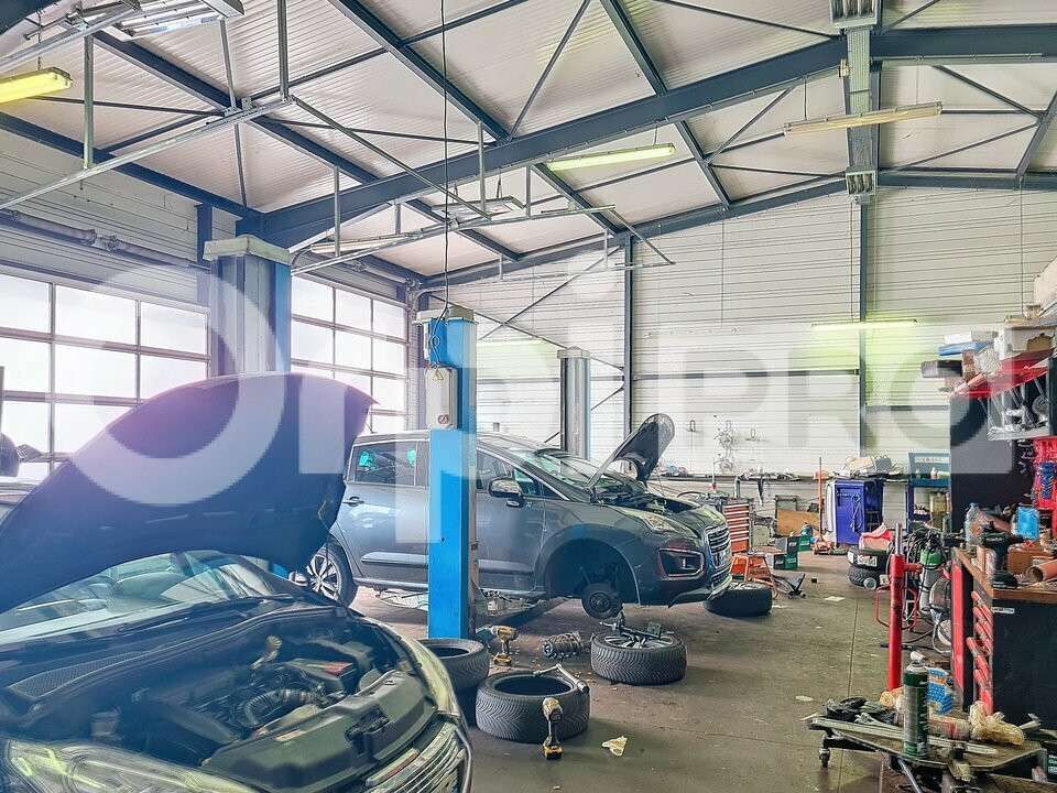 Vente garage automobile à Saint Gervais D'Auvergne