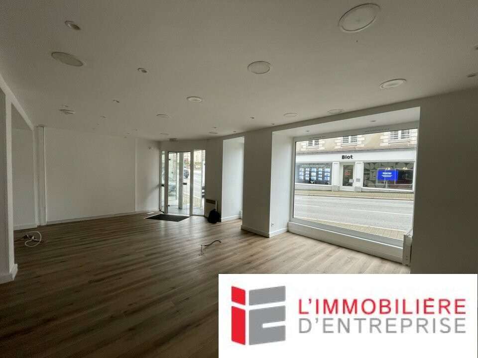 A louer local commercial 72m² à Vannes centre