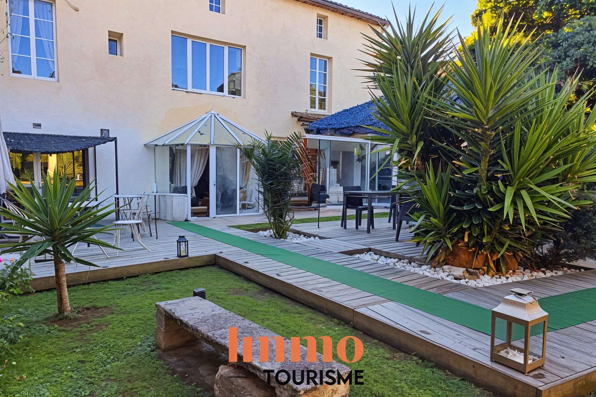 Propriété chambres d'hôtes et piscine blaye