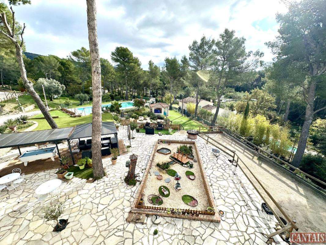 Vente hôtel secteur touristique axe Toulon-Salon 