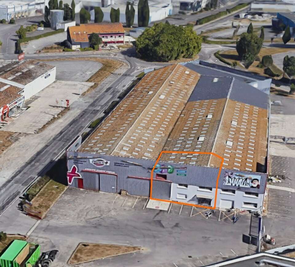 A louer local professionnel de 325m² à Saint-Malo