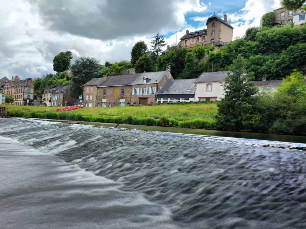 A vendre restaurant terrasse en Nord Mayenne (53)