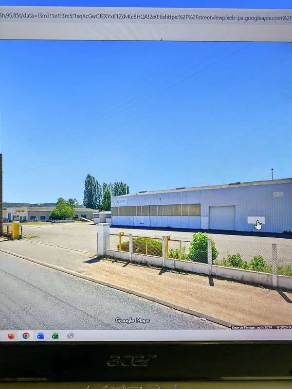 A louer local industriel 715m² à Montluçon ZI