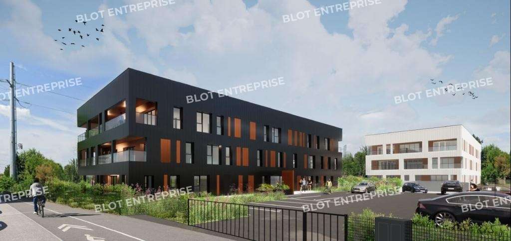 Av bureaux 1.573,88 m² et 1 512,87m² à St Grégoire
