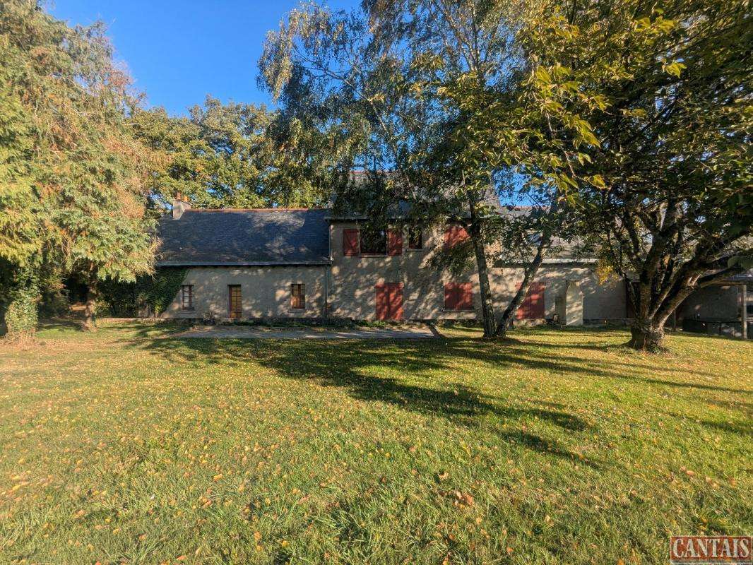 Vente gîte rénové sur 1.5ha axe Nantes Rennes