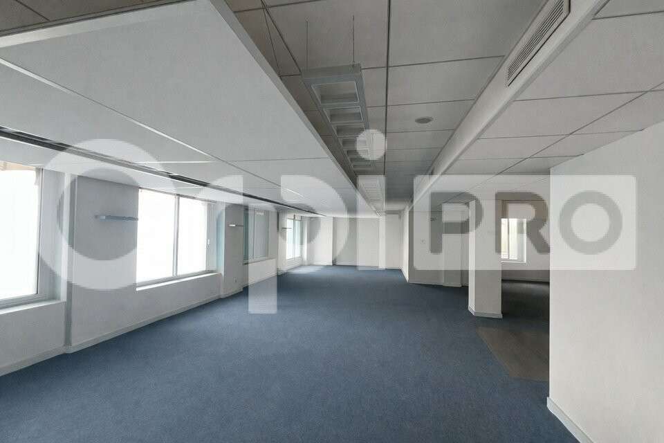 Vente immeuble commercial de 380m² à La Rochelle
