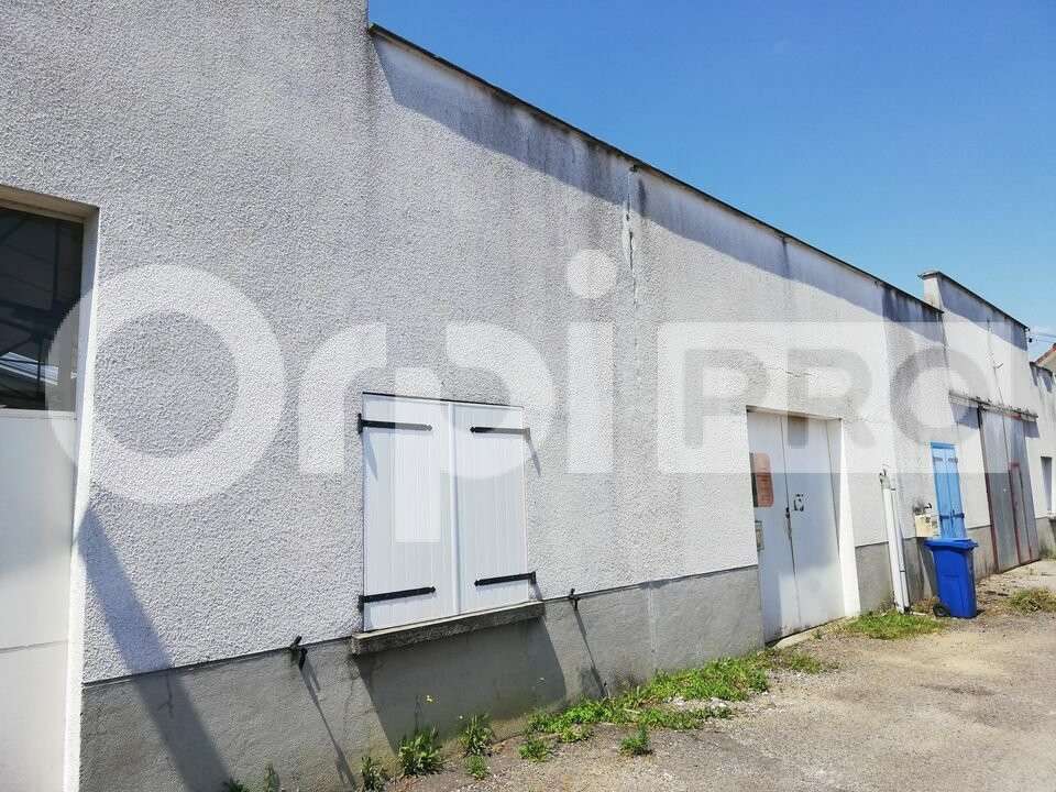 A louer local d'activités de 110m² à Feytiat