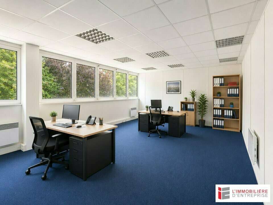 A louer bureaux 393m² R+1 Bruz accès rapide Rennes