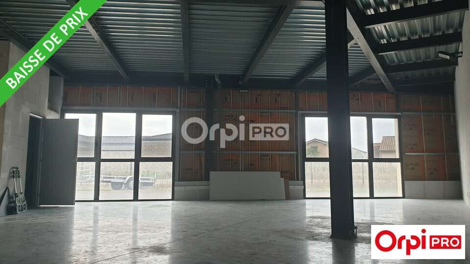 Local d'activité 108m² à vendre à Alixan
