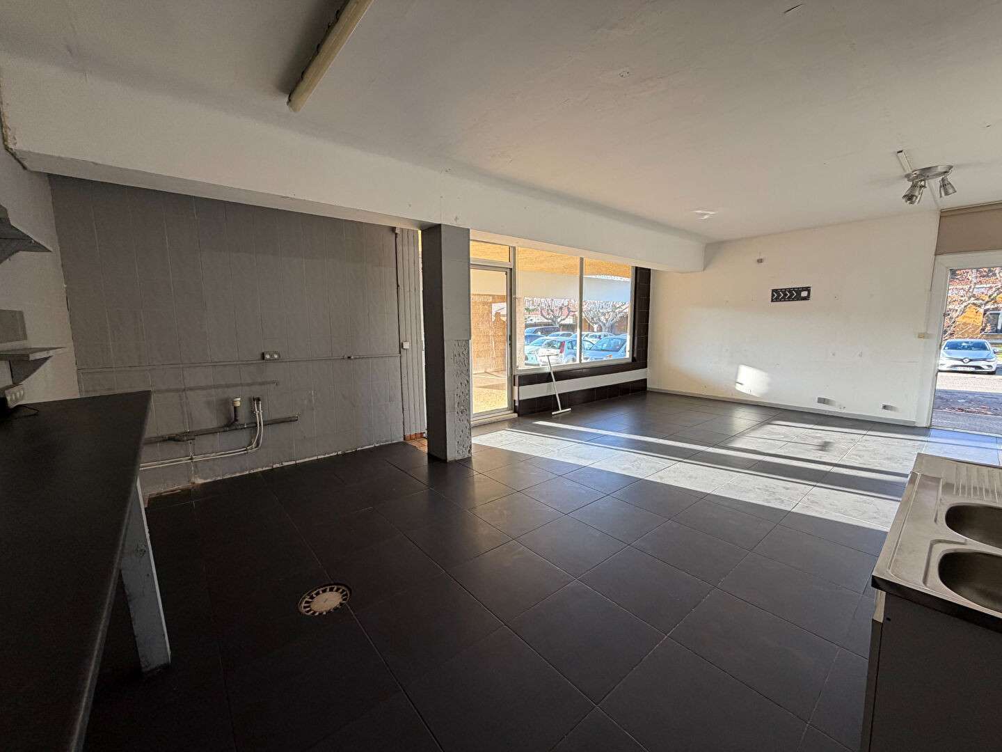 Vente local commercial 50m² à Fos-sur-Mer