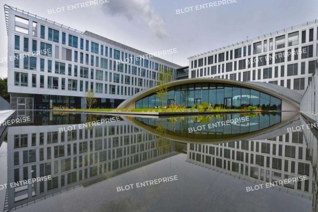 A louer bureaux 723m² à Rennes Est