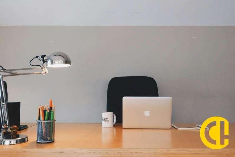 A louer bureaux 130m² en renovation axe passant