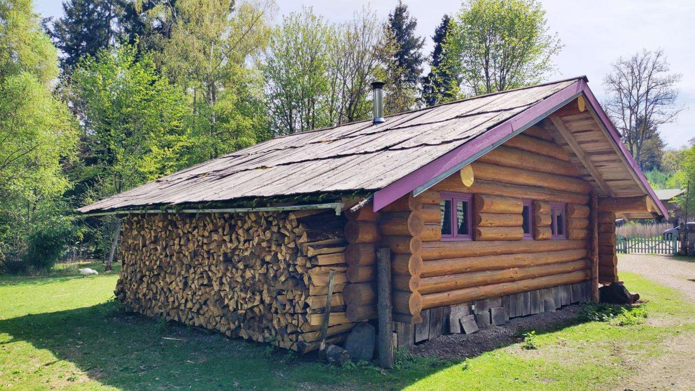 Vente gîte éco-responsable 4,5 ha en Auvergne