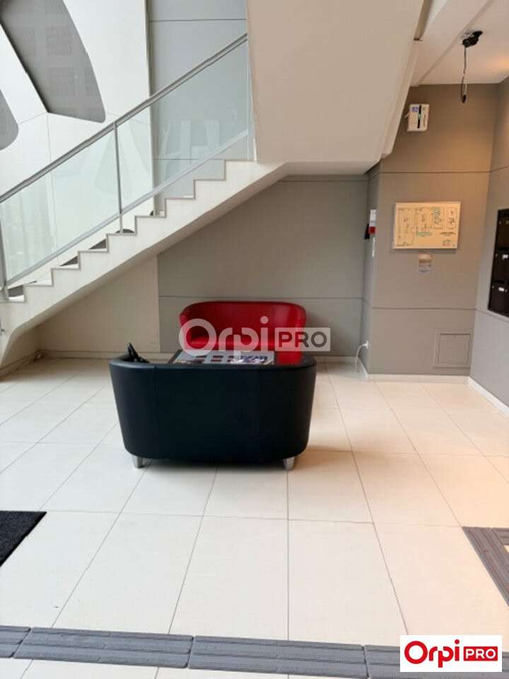 Bureau 24m² à louer à Reims rue André Pingat