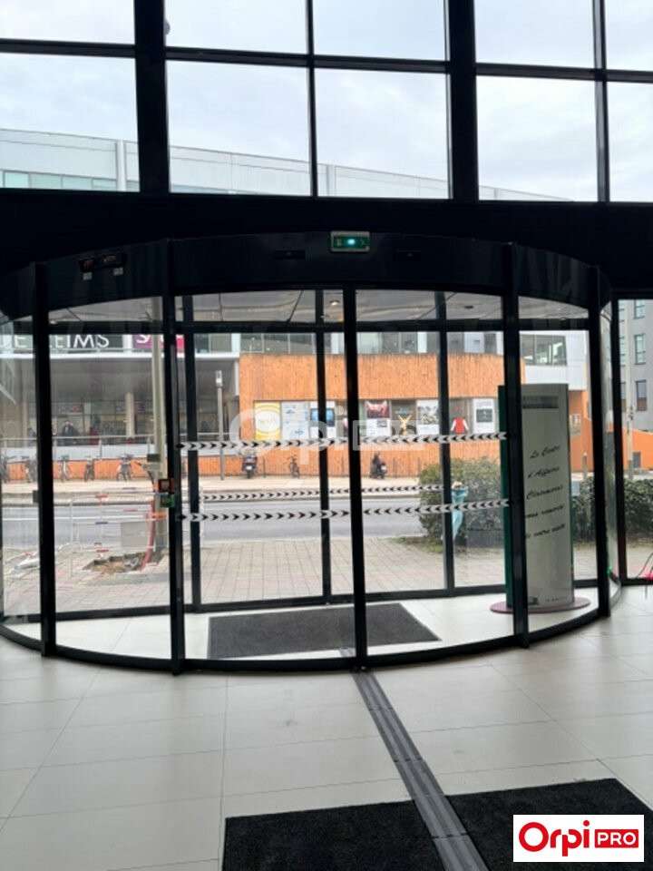Bureau 13m² à louer emplacement stratégique Reims