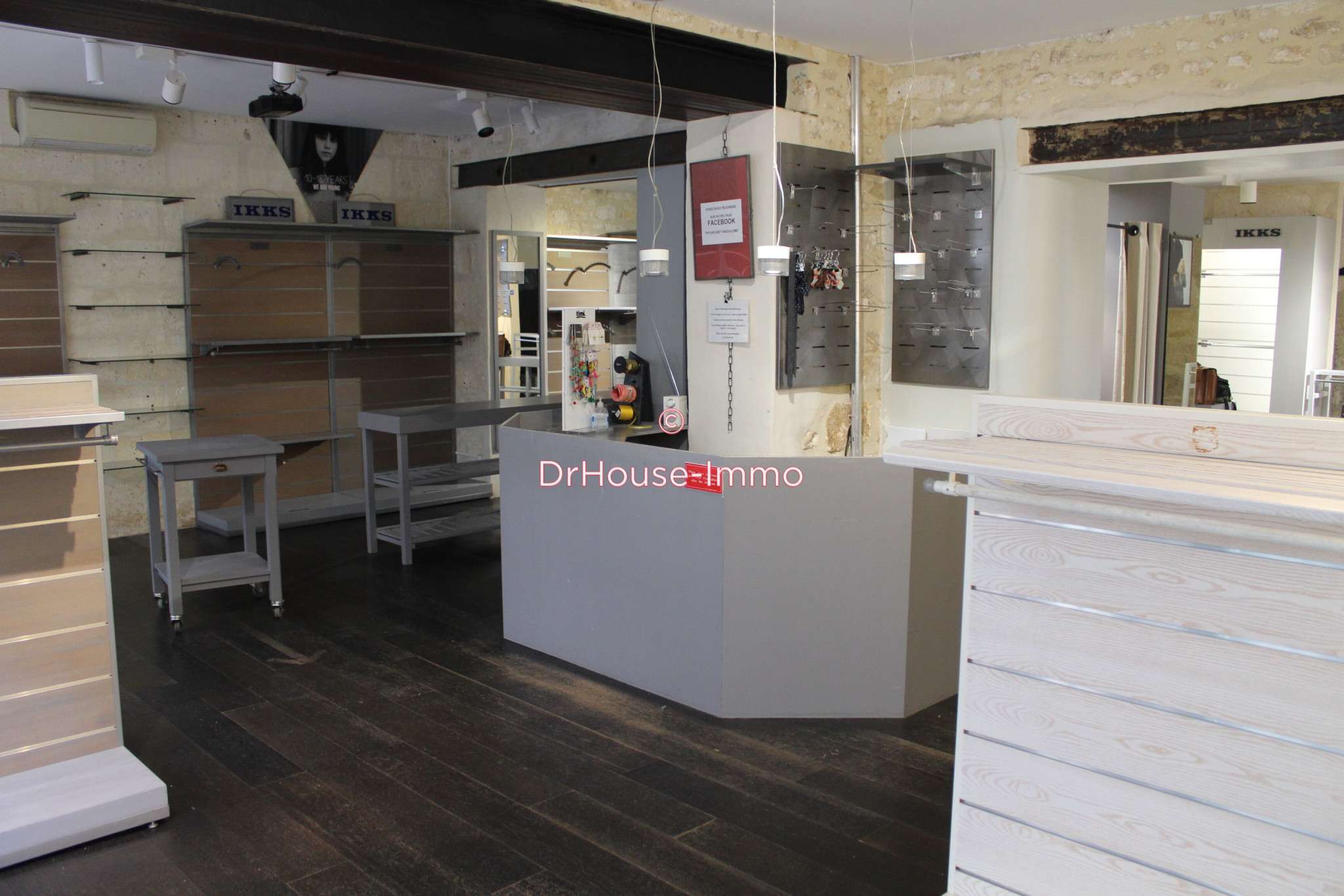 A vendre murs prêt porter de 92m² à Angoulême