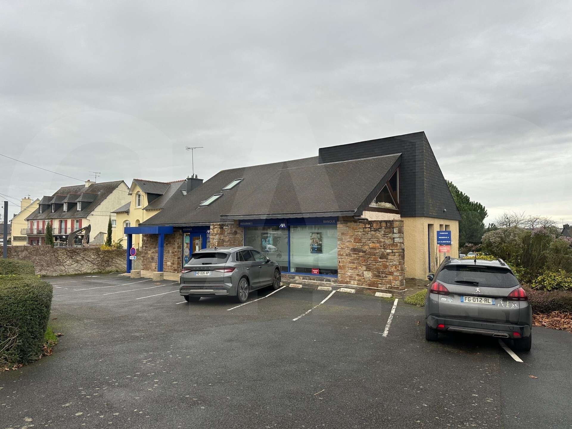 Vente local bureaux  230m² à Saint-Brieuc