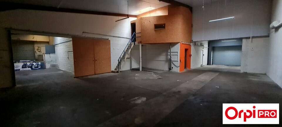 A louer local d'activité 265m² ZA St-Brieuc RN12