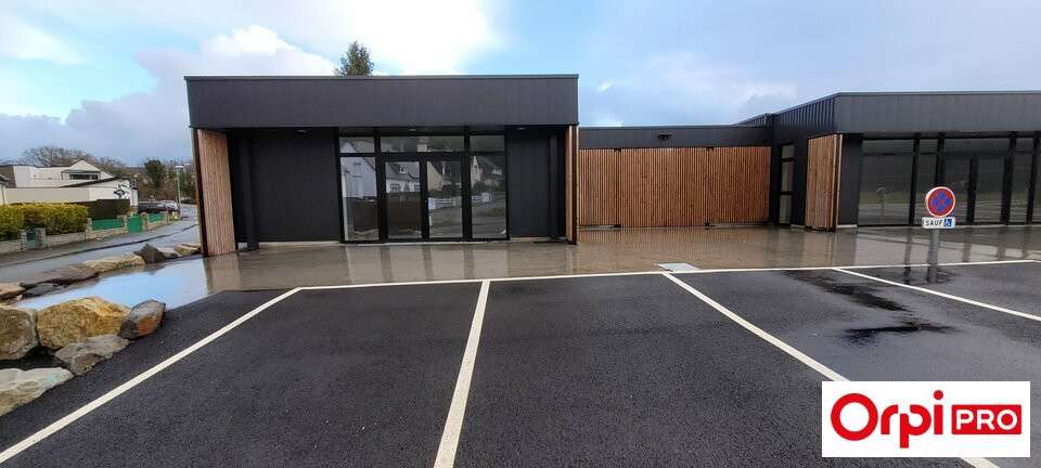 A louer local commercial 110m² St Brandan centre