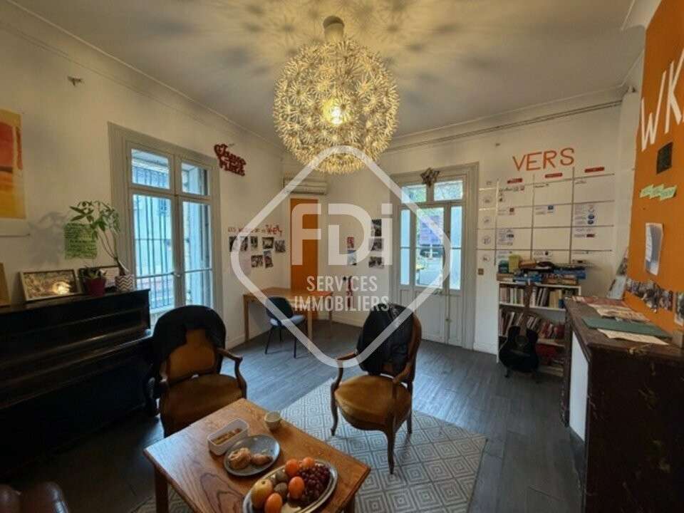 Bureaux 300m² à louer à Montpellier Arceaux