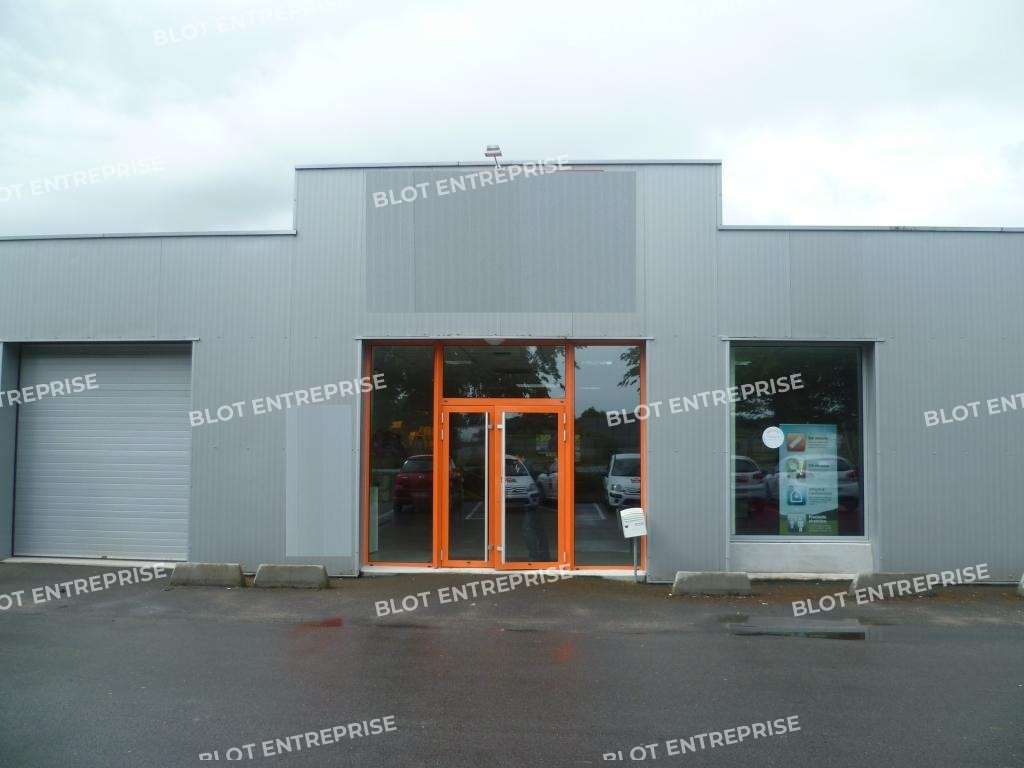 A louer locaux 285m² à Saint-Étienne-de-Montluc