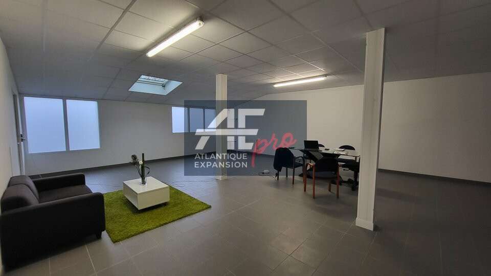 AV immeuble mixte 307m² zone prisée Saint-Nazaire