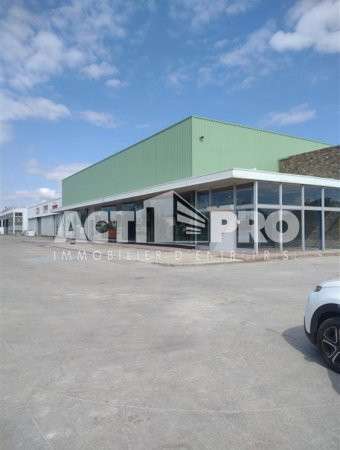 À louer local d'activité 1500m² à Perpignan