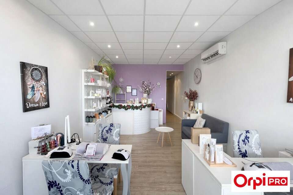 Vente institut de beauté au coeur de Cobras