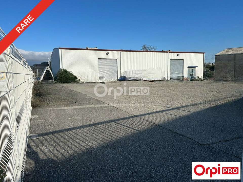 A louer local commercial 579m² à Romans-sur-Isère