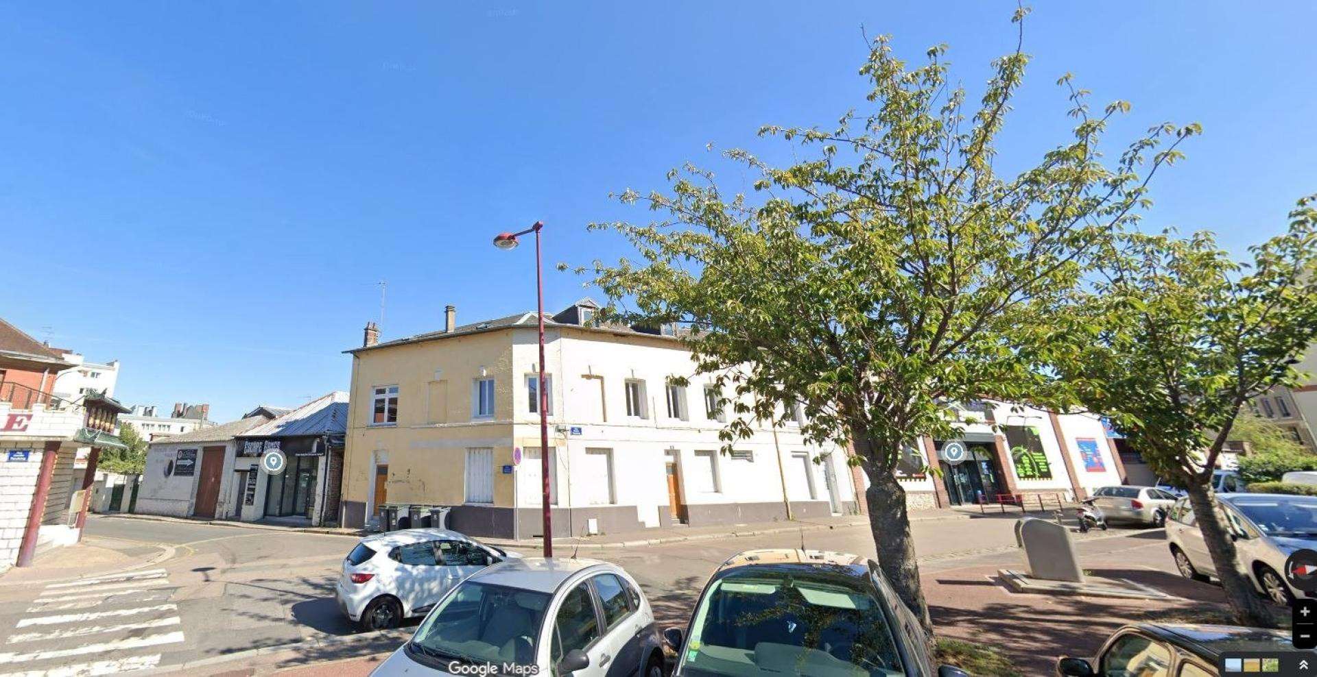 Vente murs commerciaux loués 9 % net à Elbeuf
