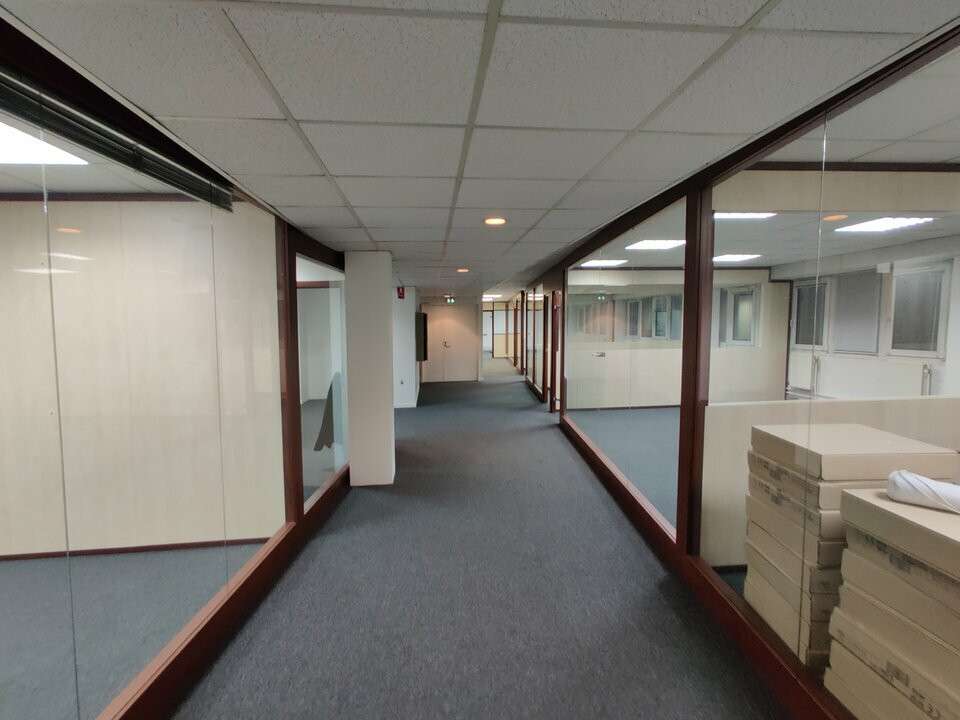 A louer bureaux 438m² à Massy Opéra A10 / N20