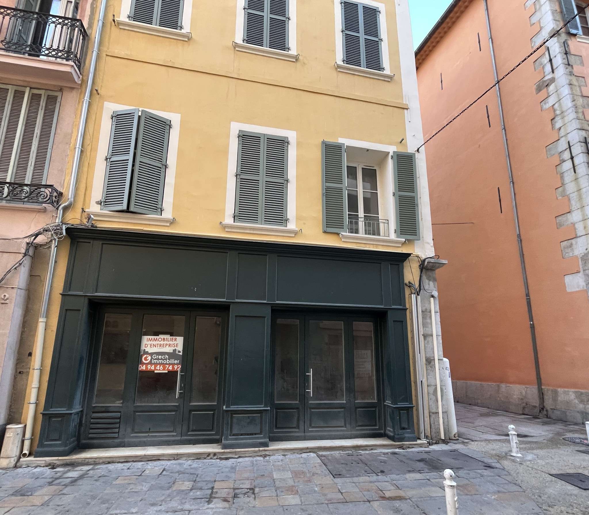 A louer local commercial 48m² ZFU Toulon centre