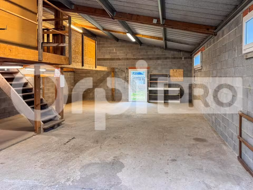 Local d'activité 88m² avec terrain à Soustons