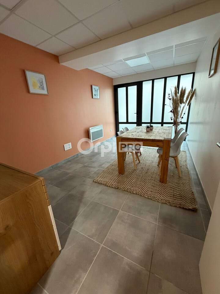 Bureaux 80m² à vendre maison historique de Nevers