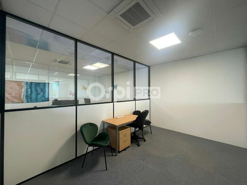 Bureaux à louer 654m² à Caluire-et-Cuire